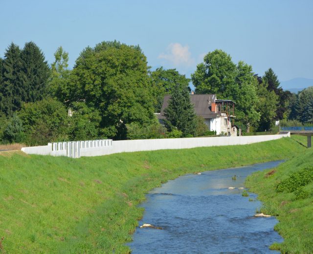 Regulation of Ložnica and flood wall, Celje